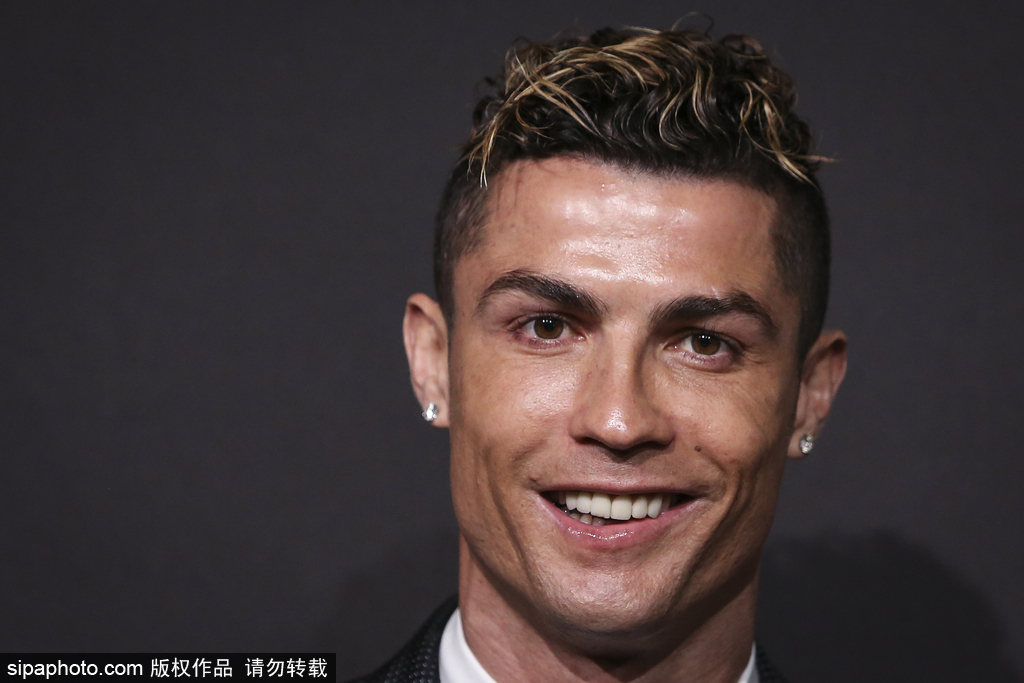 西甲半场：多兰造点，费尔南德斯点射，西班牙人1-0巴列卡诺（西甲半场战报：多兰造点，费尔南德斯命中点球，西班牙人暂1-0领先巴列卡诺）