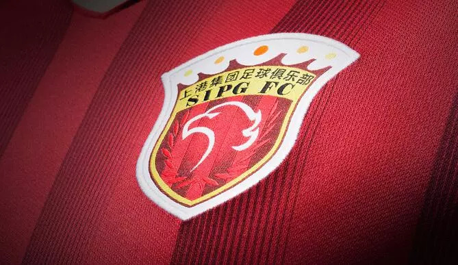 还没踢过意甲，跟队记者：维拉蒂被中间人推荐给尤文（尚无意甲经历，随队记者：中间人已将维拉蒂推荐至尤文）