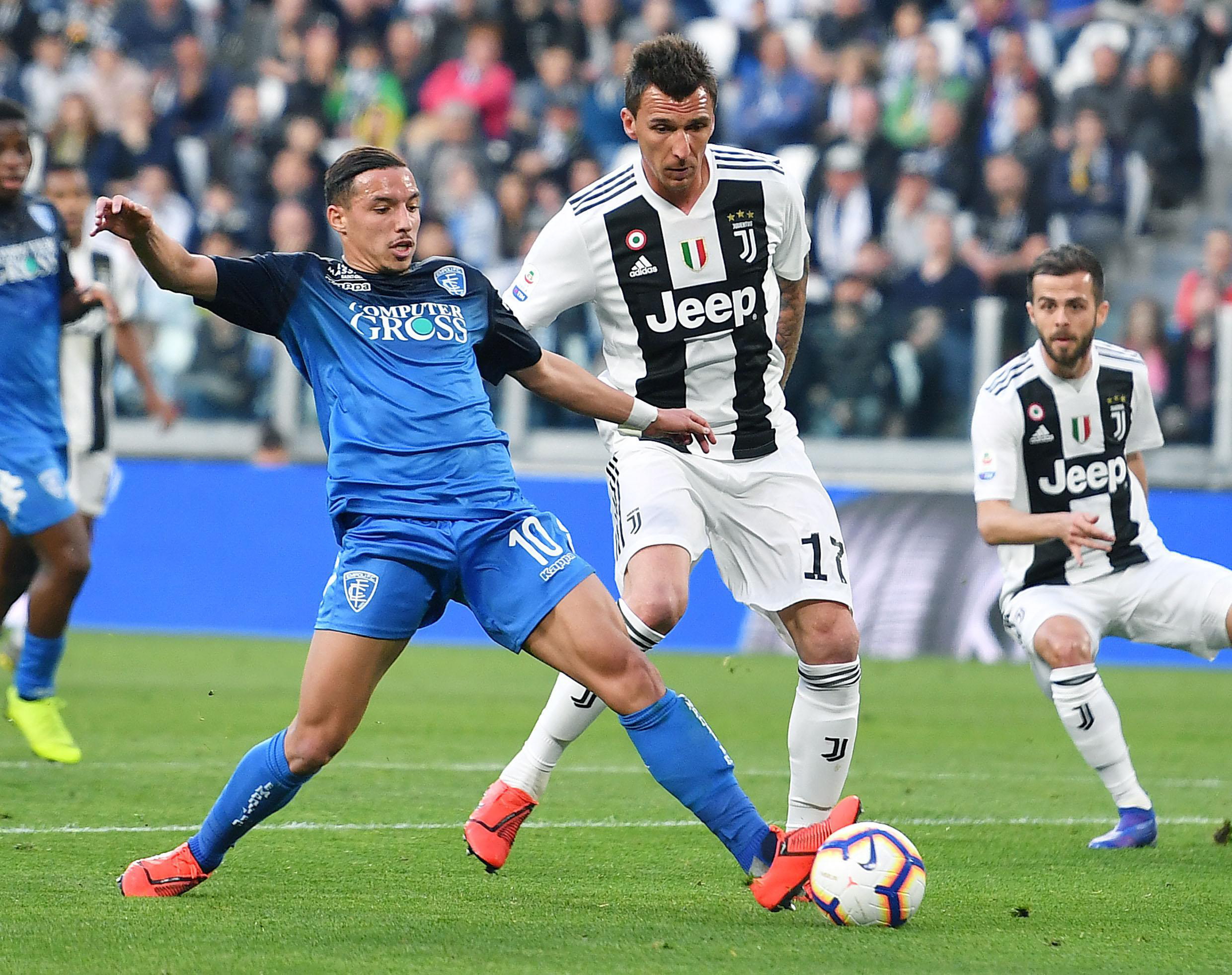 历史第一人！哈登占据快船&火箭队史单场得分纪录（史上第一人！哈登包揽快船与火箭队史单场得分纪录）