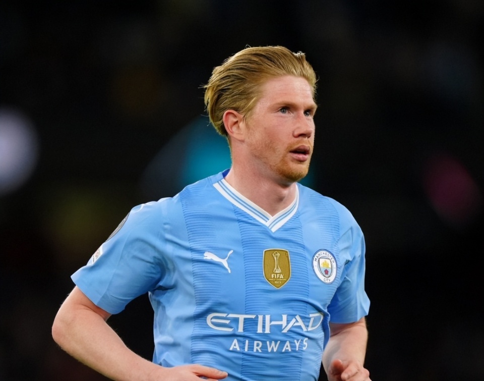 两球一助，梅西当选迈阿密国际vs纳什维尔的全场最佳球员（梅西两射一传，荣膺迈阿密国际对纳什维尔全场最佳球员）