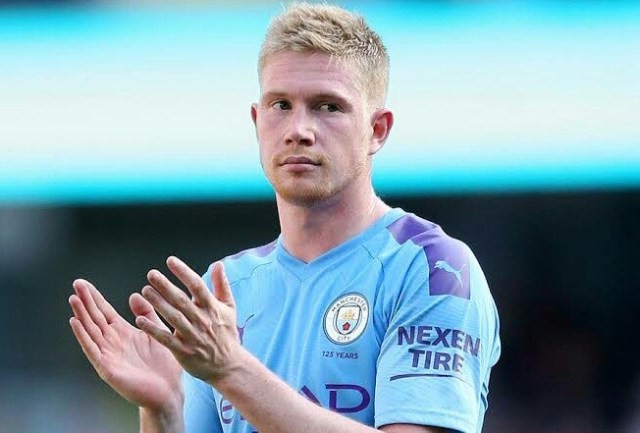 欧冠夺冠赔率：巴萨微弱优势领跑 巴黎力压枪手（欧冠冠军赔率：巴萨以微弱优势居首，巴黎力压阿森纳）