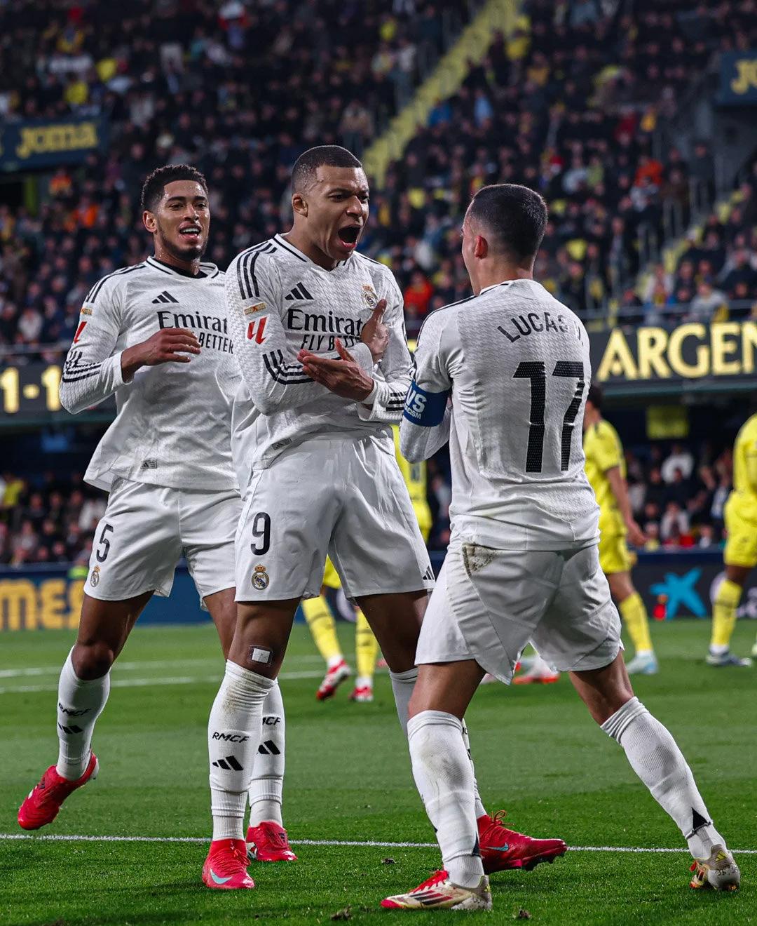 记者：迈阿密国际将免签26岁阿根廷边后卫穆拉，双方签约3年（记者：26岁阿根廷边后卫穆拉将自由转会迈阿密国际，签约三年）