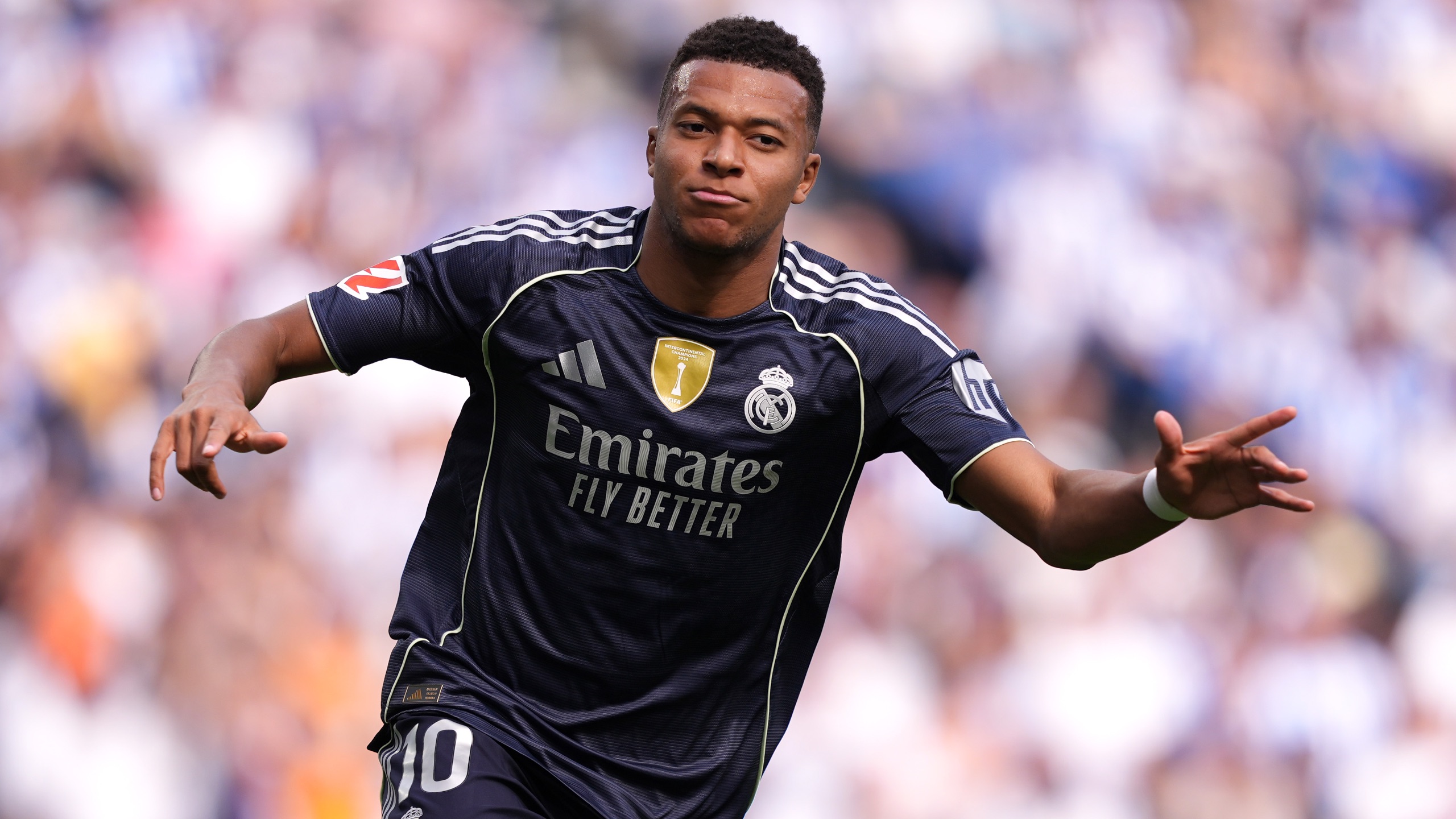 心理专家：阿劳霍目前身体状况良好，但他存在心理问题（心理专家称阿劳霍身体状况良好，但有心理困扰）