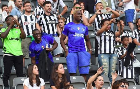 记者：中英青训交流会上对15天7赛进行了反思，会给球员带来风险（记者：中英青训交流会反思15天7赛高密度赛程，或增球员风险）