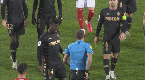 ESPN：若离队罗德里戈首选转战英超，但尚未收到任何正式报价（ESPN：罗德里戈若离队更倾向赴英超，迄今未收到正式报价）