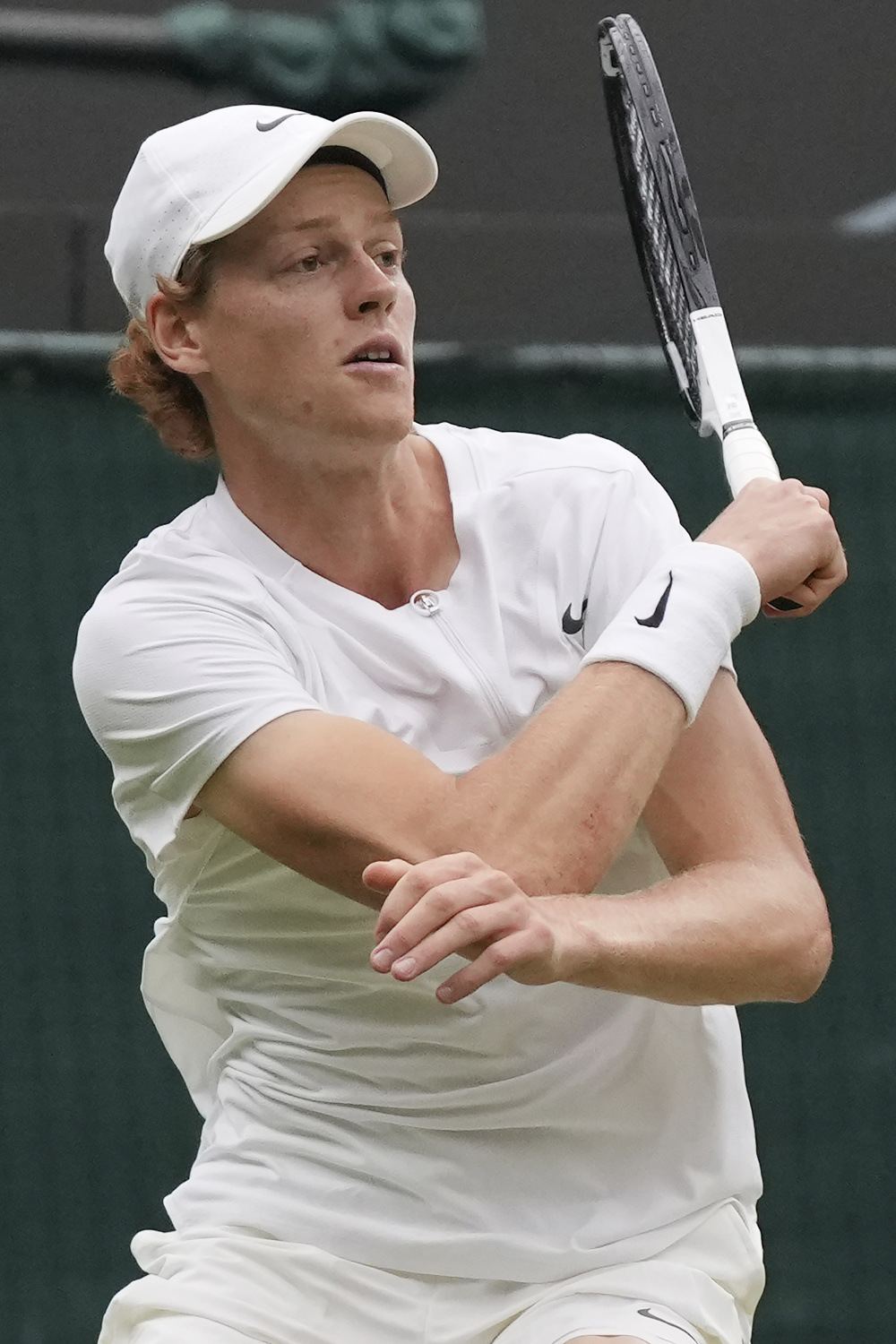 用长传和快 用长传和快